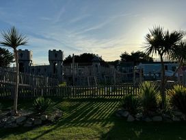 Barmouth Bay Holiday Village - Holiday Accommodation 20645 - Mid Wales - 1187445 - thumbnail photo 11