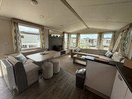 Lizard Point Holiday Park - Holiday Accommodation 20646 - Cornwall - 1187446 - thumbnail photo 7
