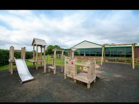 Skipsea Sands Holiday Park - Holiday Accommodation 20647 - North Yorkshire (incl. Whitby) - 1187447 - thumbnail photo 17