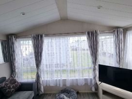 Caister Holiday Park - Holiday Accommodation 20650 - Norfolk - 1187448 - thumbnail photo 4