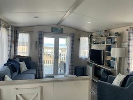 Ladram Bay Holiday Park - Holiday Accommodation 20655 - Devon - 1187450 - thumbnail photo 2