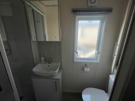 Ladram Bay Holiday Park - Holiday Accommodation 20655 - Devon - 1187450 - thumbnail photo 12
