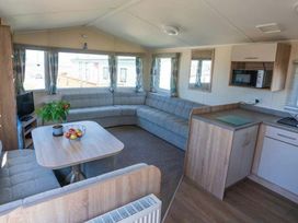 Liskey Hill Caravan Park - Holiday Accommodation 20663 - Cornwall - 1187453 - thumbnail photo 3