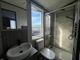 Thornwick Bay Holiday Village - Holiday Accommodation 20668 - North Yorkshire (incl. Whitby) - 1187456 - thumbnail photo 6