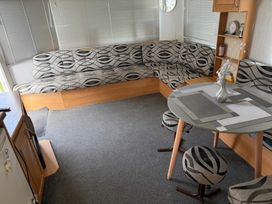 Happy Days Holiday Homes - Holiday Accommodation 20670 - Lincolnshire - 1187458 - thumbnail photo 13