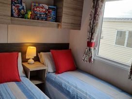 Ladram Bay Holiday Park - Holiday Accommodation 20671 - Devon - 1187459 - thumbnail photo 4
