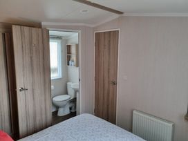 Ladram Bay Holiday Park - Holiday Accommodation 20671 - Devon - 1187459 - thumbnail photo 8