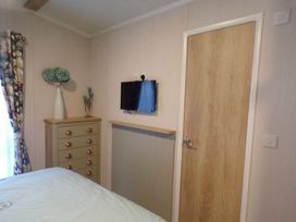 Reighton Sands Holiday Park - Holiday Accommodation 2069 - North Yorkshire (incl. Whitby) - 1187462 - thumbnail photo 12