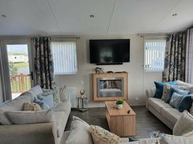 Presthaven Beach Resort - Holiday Accommodation 20692 - North Wales - 1187464 - thumbnail photo 3