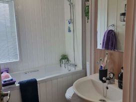 Presthaven Beach Resort - Holiday Accommodation 20692 - North Wales - 1187464 - thumbnail photo 14