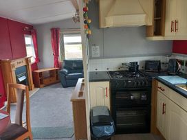 Trinity Lodge - Holiday Accommodation 20695 - Shropshire - 1187465 - thumbnail photo 5