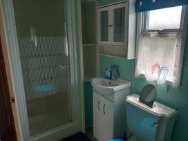 Trinity Lodge - Holiday Accommodation 20695 - Shropshire - 1187465 - thumbnail photo 7