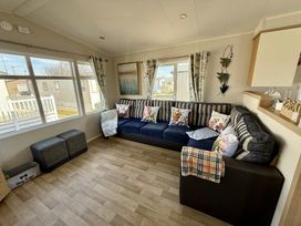 Lyons Winkups and Primrose - Holiday Accommodation 20696 - North Wales - 1187466 - thumbnail photo 3