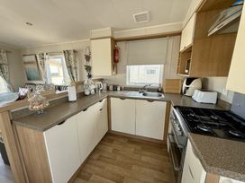 Lyons Winkups and Primrose - Holiday Accommodation 20696 - North Wales - 1187466 - thumbnail photo 5
