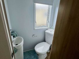 Lyons Winkups and Primrose - Holiday Accommodation 20696 - North Wales - 1187466 - thumbnail photo 13