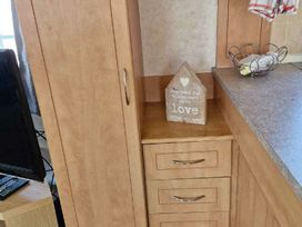 The Grange, Ingoldmells - Holiday Accommodation 20699 - Lincolnshire - 1187469 - thumbnail photo 6