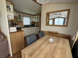 Doniford Bay - Holiday Accommodation 207 - Devon - 1187470 - thumbnail photo 2
