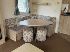 Primrose Valley Holiday Park - Holiday Accommodation 20705 - North Yorkshire (incl. Whitby) - 1187475 - thumbnail photo 3