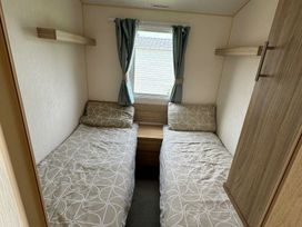 Primrose Valley Holiday Park - Holiday Accommodation 20705 - North Yorkshire (incl. Whitby) - 1187475 - thumbnail photo 11