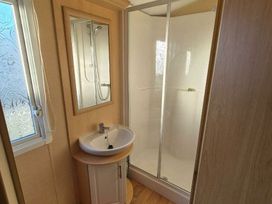 Blue Dolphin Holiday Park - Holiday Accommodation 20713 - North Yorkshire (incl. Whitby) - 1187479 - thumbnail photo 10