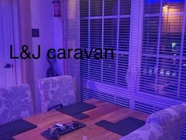 Parc Farm Holiday Park - Holiday Accommodation 20714 - North Wales - 1187480 - thumbnail photo 12