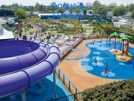 Marton Mere Holiday Village - Holiday Accommodation 20728 - Lake District - 1187484 - thumbnail photo 14