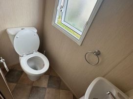 Golden Gate Holiday Centre - Holiday Accommodation 20729 - North Wales - 1187485 - thumbnail photo 8
