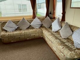 Lyons Robin Hood - Holiday Accommodation 20734 - North Wales - 1187487 - thumbnail photo 2