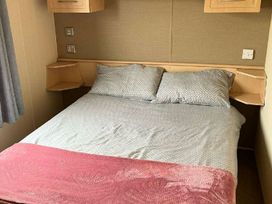 Lyons Robin Hood - Holiday Accommodation 20734 - North Wales - 1187487 - thumbnail photo 3
