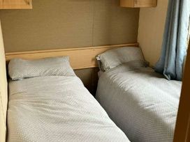 Lyons Robin Hood - Holiday Accommodation 20734 - North Wales - 1187487 - thumbnail photo 4