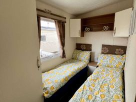 Lyons Winkups and Primrose - Holiday Accommodation 20736 - North Wales - 1187488 - thumbnail photo 13