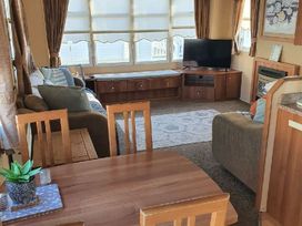 Lyons Robin Hood - Holiday Accommodation 20743 - North Wales - 1187492 - thumbnail photo 2