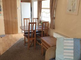 Lyons Robin Hood - Holiday Accommodation 20743 - North Wales - 1187492 - thumbnail photo 4