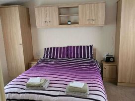 7 Lakes Country Park - Holiday Accommodation 20744 - Lincolnshire - 1187493 - thumbnail photo 9