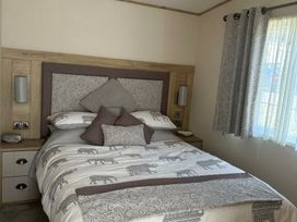 Littlesea Holiday Park - Holiday Accommodation 20746 - Dorset - 1187495 - thumbnail photo 8