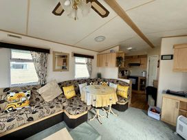 Golden Sands Kinmel Bay - Holiday Accommodation 20747 - North Wales - 1187496 - thumbnail photo 3