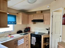 Golden Sands Kinmel Bay - Holiday Accommodation 20747 - North Wales - 1187496 - thumbnail photo 6