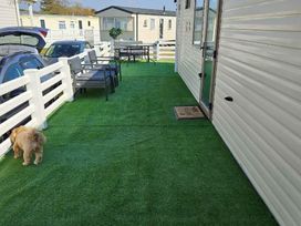 Greenacres Holiday Park - Holiday Accommodation 20756 - North Wales - 1187501 - thumbnail photo 9