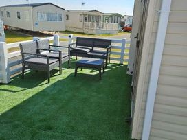 Greenacres Holiday Park - Holiday Accommodation 20756 - North Wales - 1187501 - thumbnail photo 11