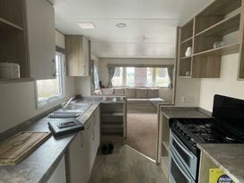 Seawick Holiday Park - Holiday Accommodation 20758 - Suffolk & Essex - 1187503 - thumbnail photo 5