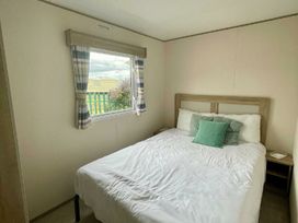 Seawick Holiday Park - Holiday Accommodation 20758 - Suffolk & Essex - 1187503 - thumbnail photo 11