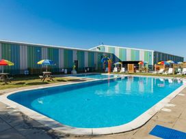 Seawick Holiday Park - Holiday Accommodation 20758 - Suffolk & Essex - 1187503 - thumbnail photo 19