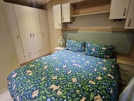 Kelling Heath Holiday Park - Holiday Accommodation 20762 - Norfolk - 1187505 - thumbnail photo 9