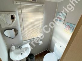Cleethorpes Beach Holiday Park - Holiday Accommodation 20763 - Lincolnshire - 1187506 - thumbnail photo 4