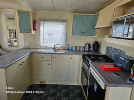 Golden Palm Resort - Holiday Accommodation 20766 - Lincolnshire - 1187509 - thumbnail photo 3