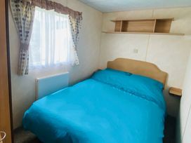 Pendine Sands - Holiday Accommodation 20769 - South Wales - 1187510 - thumbnail photo 7