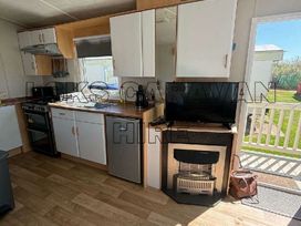 Seaways Caravan Park - Holiday Accommodation 20772 - Lincolnshire - 1187512 - thumbnail photo 4