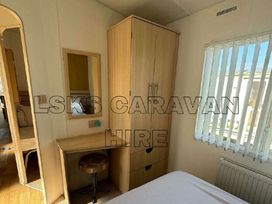 Seaways Caravan Park - Holiday Accommodation 20772 - Lincolnshire - 1187512 - thumbnail photo 13