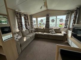 Seaview Caravan Park - Holiday Accommodation 20773 - Lincolnshire - 1187513 - thumbnail photo 2