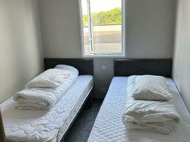 Amroth Bay Holidays - Holiday Accommodation 20776 - South Wales - 1187515 - thumbnail photo 4